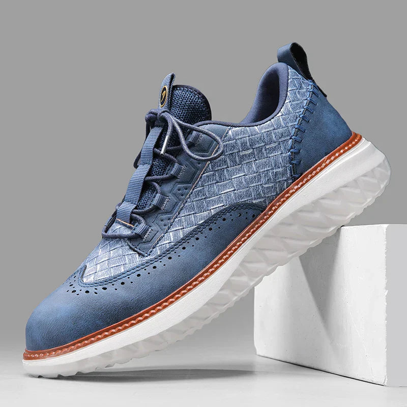 Perforerade herrsneakers – Sneakers herrmode | LUMINĀFASH