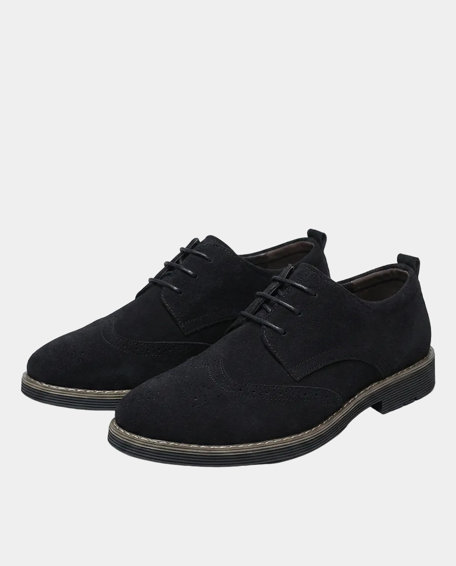 Perforerade herrderby – detalj 2 | LUMINĀFASH