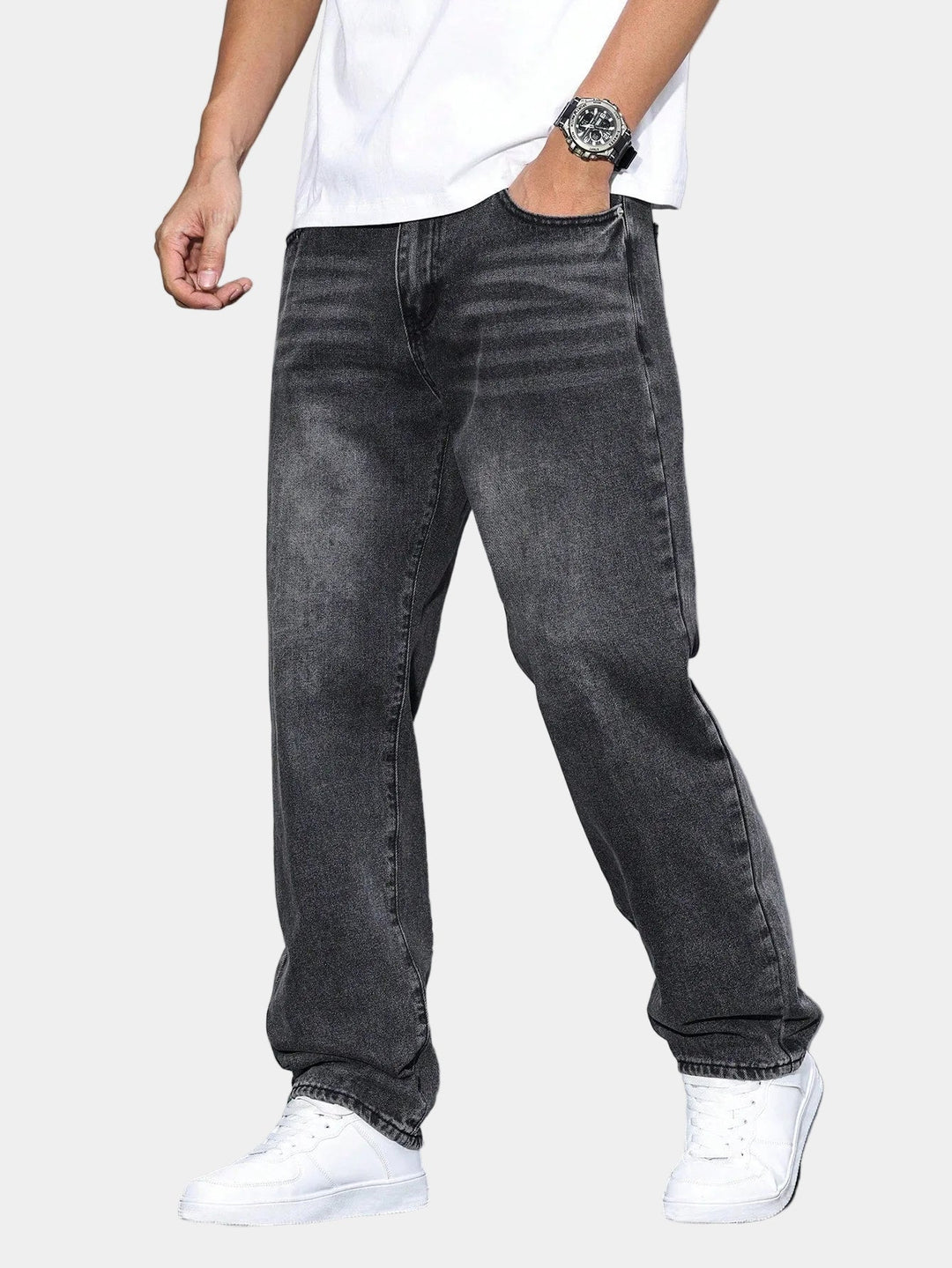Urtvättade herrjeans med rakt snitt – Jeans herrmode | LUMINĀFASH