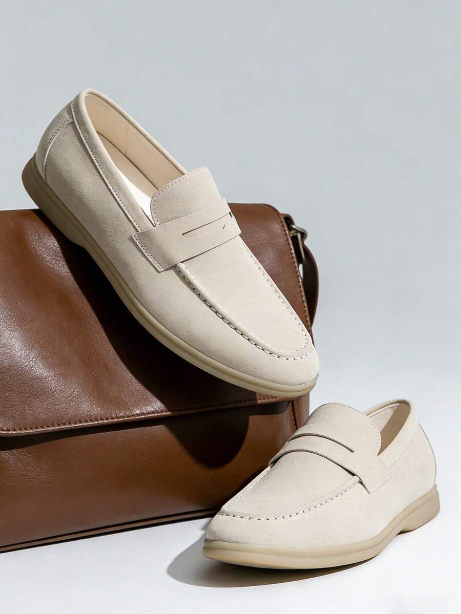 Herrloafers med frontal utskärning – Loafers herrmode | LUMINĀFASH
