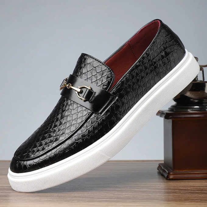Herrloafers med betseldetalj – detalj 2 | LUMINĀFASH