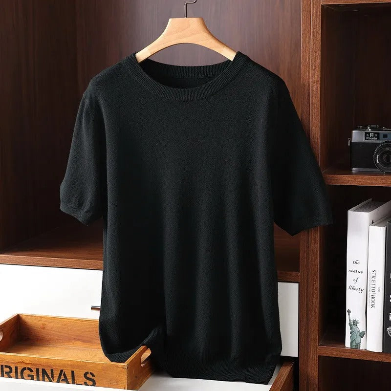 Herrpullover med rund hals och korta ärmar – detalj 2 | LUMINĀFASH